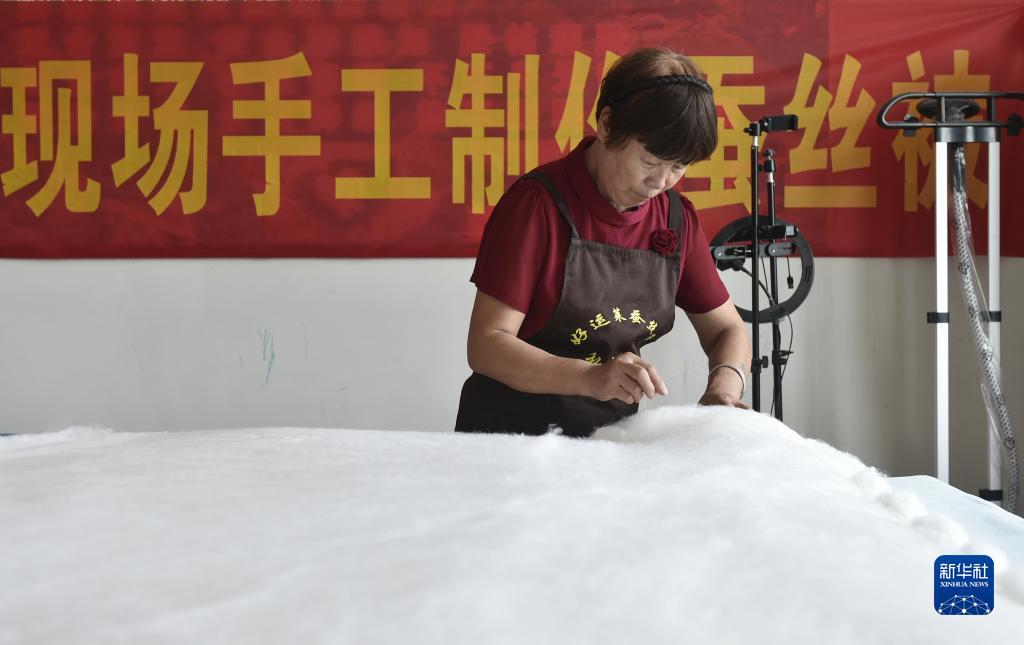 极光游戏赌博